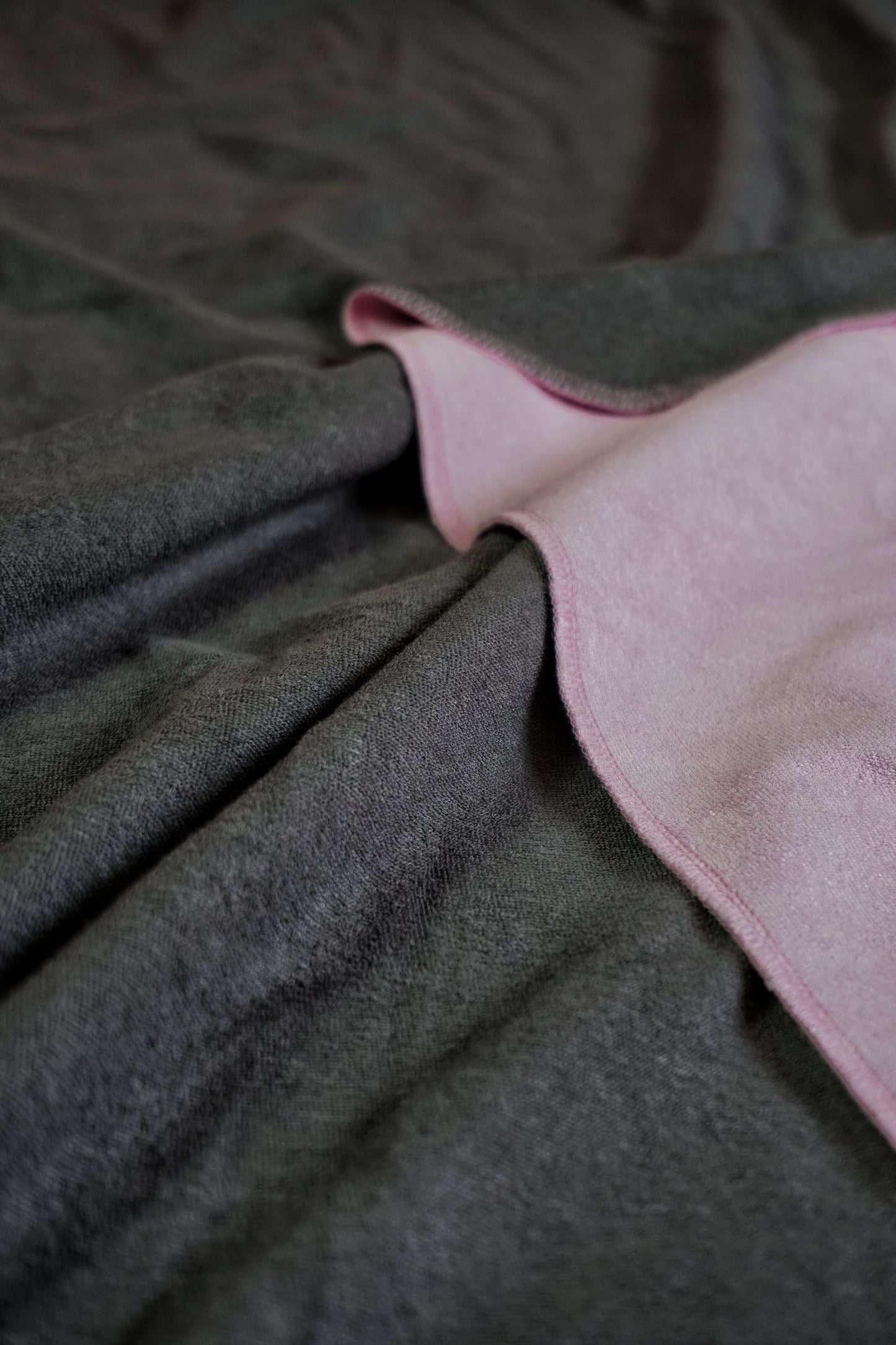 Water-proof Towel Pink & Grey